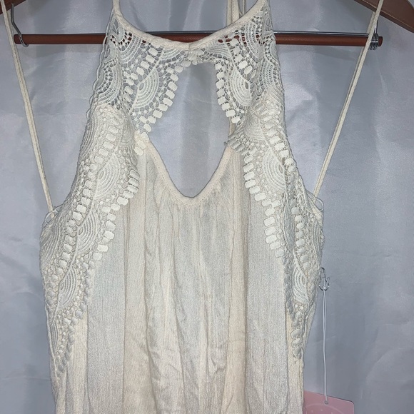 Cream halter romper size L - Picture 4 of 4